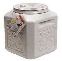 Petmate Vittles Vault Pet Food Storage Container Outback 25 lb.